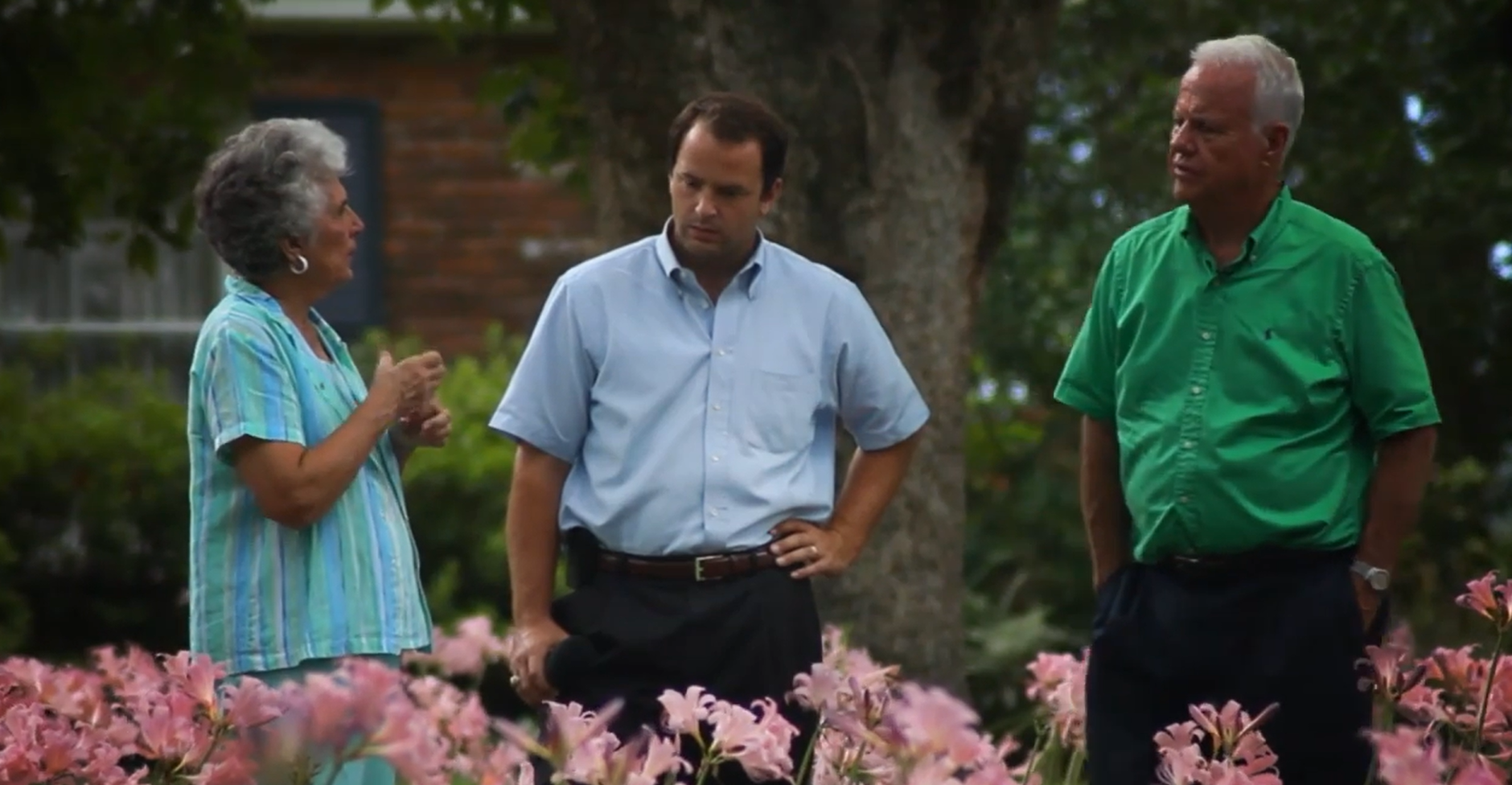 Load video: Video to learn more about The Southern Bulb Co. and The Bulb Hunter.